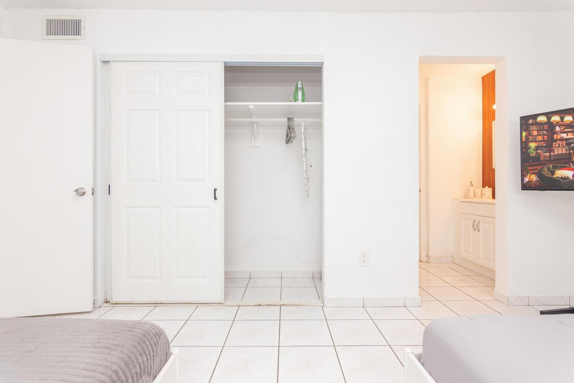 One Bedroom Apartment - With Parking & Balcony - Heart Of Wynwood Miami Exterior foto